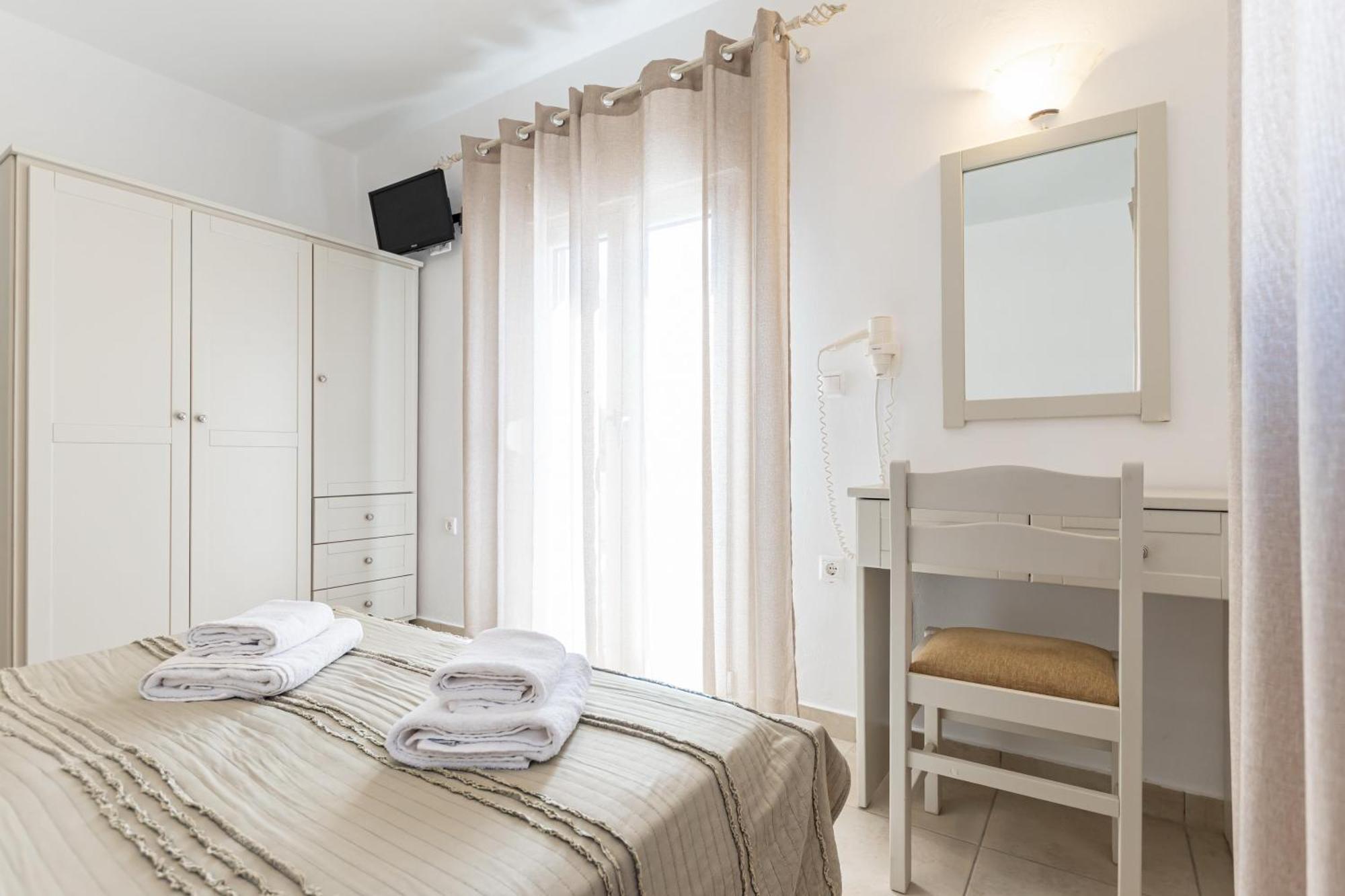 Studios Farma Agia Anna  Exterior photo